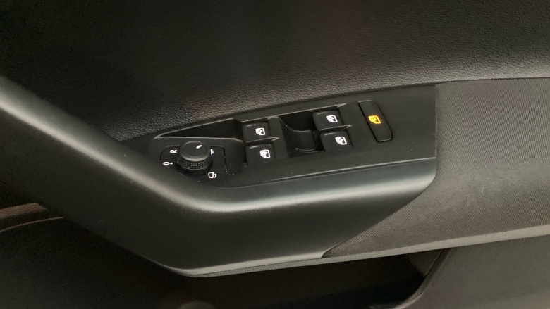 Volkswagen Polo 1.0 Life 5dr Petrol Hatchback